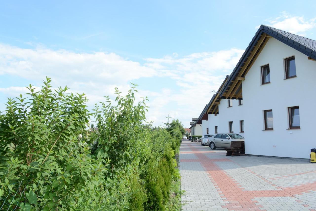 Osrodek Wypoczynkowy Swallow Apartment Grzybowo  Exterior photo
